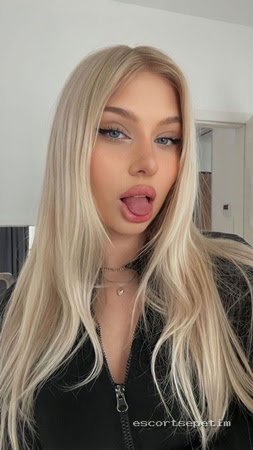 İstanbul lüks escort İki Bireysel Escort Defne ve Selena